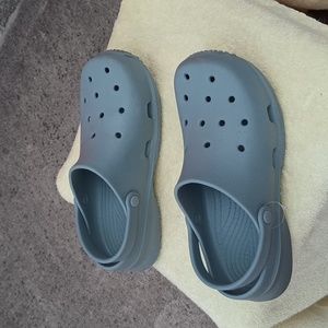 Multi sex shoes Crocs style j-2